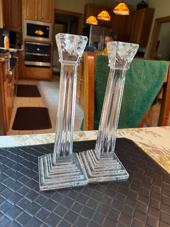 Pair of Waterford Crystal America Pair of Waterford Crystal American Heritage George Washington Candle Holders
